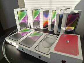 Apple iPhone boxy