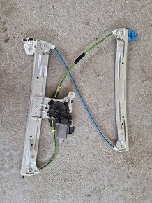 Sťahovanie okna PP Citroen C3 Picasso 402188B