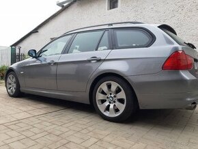 Nepojazdne BMW E91 318d 105kw rok 2009 facelift