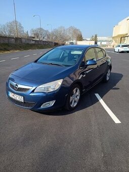 Opel Astra J 1.3 CDTI - 1