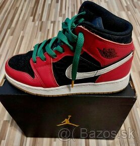 AIR JORDAN 1 MID SE UK 3,5 EUR36 Cm 23