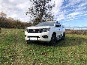 Predám NISSAN NP300 NAVARA 2,3 dCi BiTurbo diesel N-GUARD+