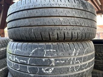 235/65 R16 C MICHELIN