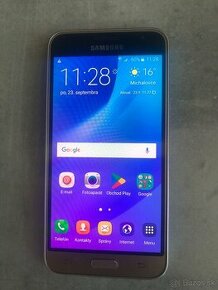 Samsung Galaxy J3 2016 - 1