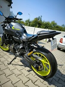 Yamaha mt07