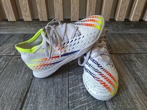 Detské kopačky - halovky zn. Adidas Predator Edge 3 veľ. 31 - 1