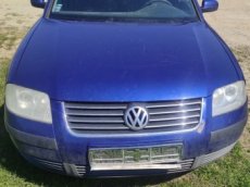 Predám diely na Volkswagen Passat B5 Variant 1.9TDI AVF LC5X