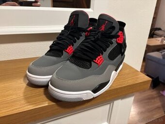 Air Jordan 4 Retro "Infrared"