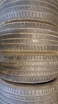 Predám 4ks jazdené letné 235/55r18-100V Michelin