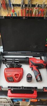 Predám Milwaukee M12 PCG/310C-0