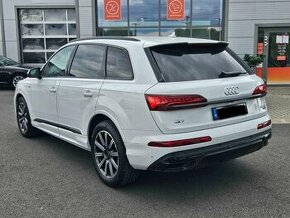 Q7 50 TDI mHEV S line Quattro Tiptronic, 7miest., 360, LED