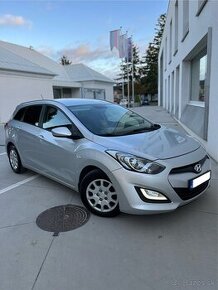 Hyundai i30 combi 1.6 crdi nová STK/Ek