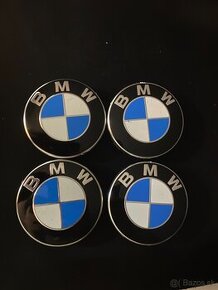 BMW stredové krytky kolies 68mm