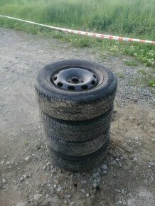 4x plechový disk 5x110 + zimné gumy 195/65R15