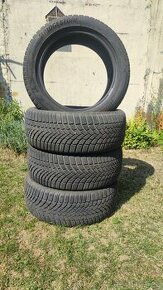 Zimné pneu Bridgestone Blizzak 225/50R17