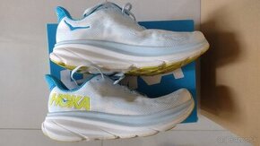 Hoka one one