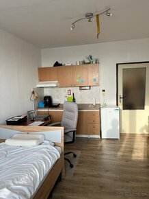 Predaj - Garsónka (24,40m2) vo vyhľadávanej lokalite, klíma