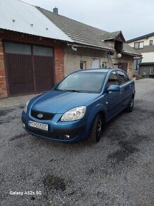 Kia Rio 1.4i Sedan