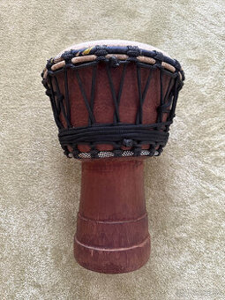 Djembe.