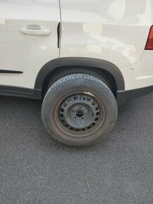 PREDÁM disky + zimné pneu 215/60 R16