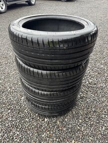 Letné Michelin Pilot sport 4 245/45 R19