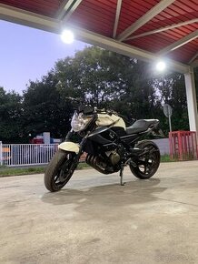 ND Predám Yamaha XJ6 2009 na náhradné diely