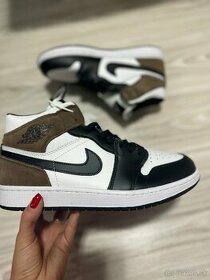 JORDAN 1 RETRO HIGH DARK MOCHA