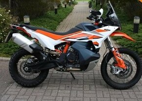 KTM 890 Adventure R