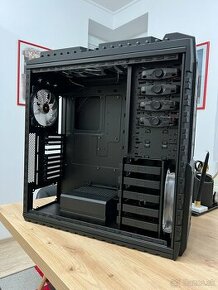 Cooler Master HAF X - 1