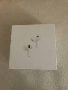 Apple AirPods Pro (2. generácie) - 1