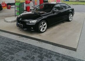 Bmw 320i f30 - 1