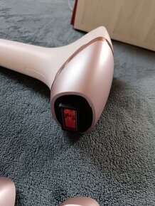 Epilátor IPL Philips Lumea 9000