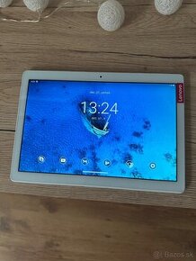 Lenovo M10 tablet