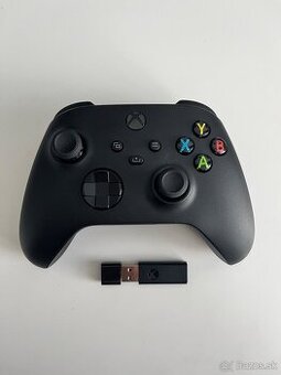 Ovládač Xbox Series Controller s USB adaptérom