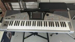 Predám syntetizátor Roland E50(sequencer+stojan kláves/noty)