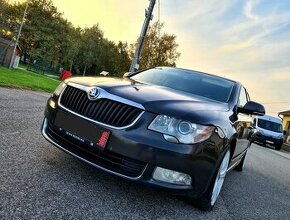 Škoda Superb 2.0 TDI Laurin & Klement  DSG R.V.2011.