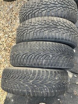 Nokian zimne 185/60 R15 pneu