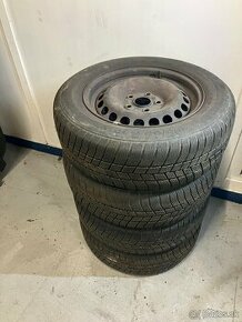 ZIMNÉ PNEUMATIKY 195/65 R15 NA DISKOCH