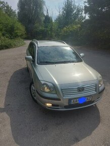 Toyota Avensis T25 combi