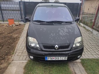 Renault Megane Scénic benzín