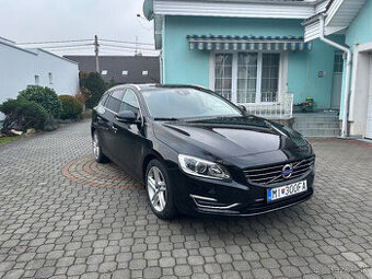 Volvo V60 D6 AWD 2.4  Diesel