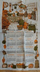 Bavlnená utierka s kalendárom. Rok 1972