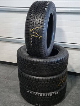 4x Bridgestone 235/60 R18 103H Zimné pneumatiky