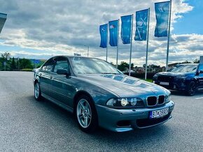 BMW e39 530i