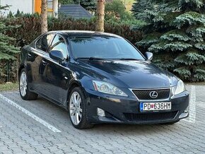 Lexus is220d