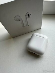 AirPods 2019