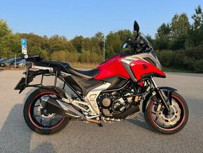 Honda NC750X  9/2021 + hliníkové kufre GIVI a výbava