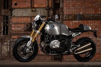 BMW AKRAPOVIC R nineT