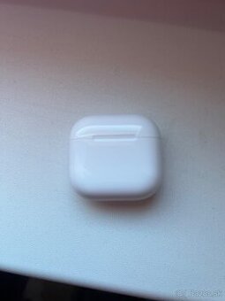 Airpods 4