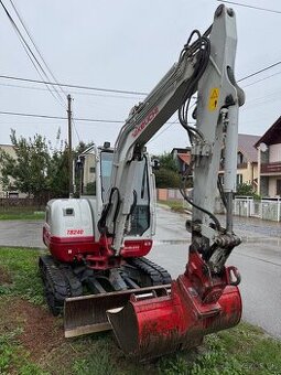 Takeuchi TB240 - 1